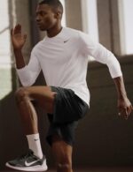 Nike Men's Dri-FIT Legend Long-Sleeve Fitness Top - Image 2