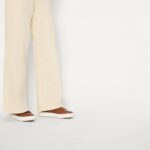 Amazon Essentials Womens Low Top Classic Sneakers - Image 2