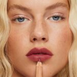 ILIA - Lip Sketch Hydrating Crayon | Hydrate, Plump, Smooth, Strengthen | Long Lasting up to 12-Hours, Bleed-Resistant, Soft-Matte | Barrier-Building, Non-Toxic, Cruelty-Free (Gala) - Image 4