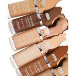 Neutrogena Hydro Boost Hydrating Tint Foundation Makeup for Dry Skin, with Hyaluronic Acid, Lightweight Oil-Free Water Gel, Non-Comedogenic, 30 Buff Color, 1.0 fl. oz - Image 6