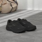 Brooks Men's Adrenaline Gts 23 Sneaker - Image 2