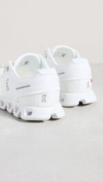 On Women's Cloud 5 Sneakers - Image 3