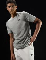 Nike Men's Sportswear Club T-Shirt - Image 2