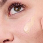 Suggest a better title and return a single title only without any other comments: Clinique Redness Solutions Liquid Foundation Makeup Broad Spectrum SPF 15 With Probiotic Technology For Redness-Prone Skin| Medium Coverage + Natural Finish - Image 4