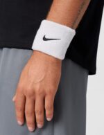 Nike Unisex Adult Swoosh Classic Wristband 2 Pack - Image 2